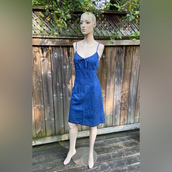 100% Cotton Blue Denim Dress - Picture 5 of 13